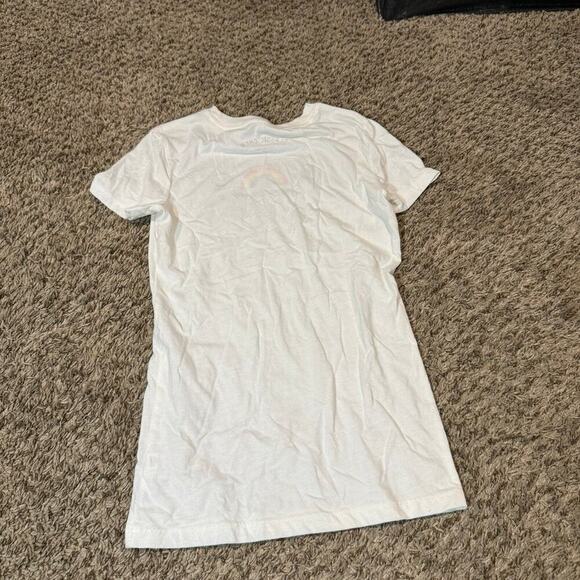 Aeropostale Classic Crew Rainbow TShirt White Women Size Xsmall - Picture 2 of 3